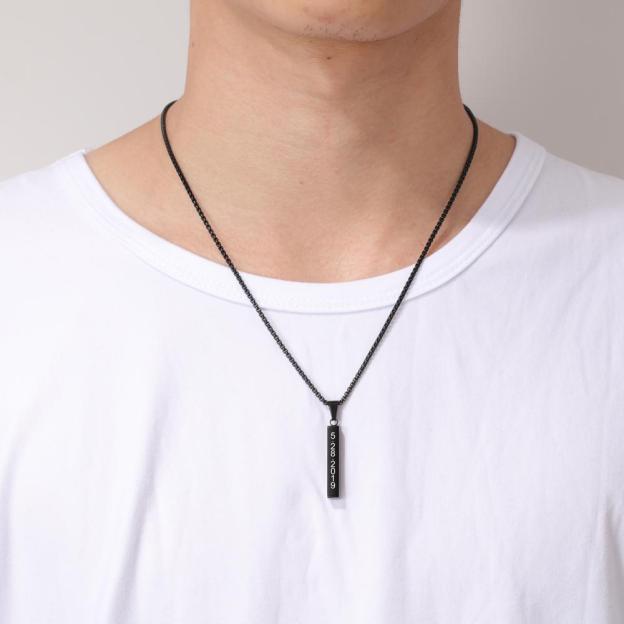 Father's Day Gift Men Vertical Bar Necklace Engraved 4 Side Personalized 3D Bar Necklace Gold-Engravingift