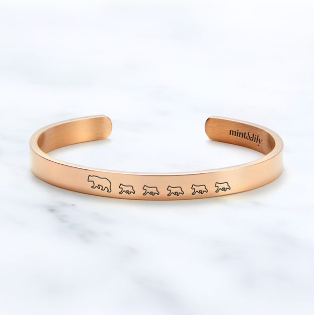 Mother's Day Gift Mama Bear & Her Baby Bears Engraved Personalizable Cuff Bracelet-Engravingift
