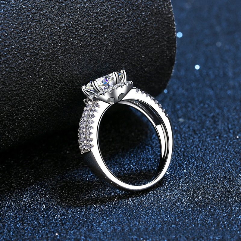 Luxury Moissanite VVS1 D Color Wedding Ring - 1013Bazaar