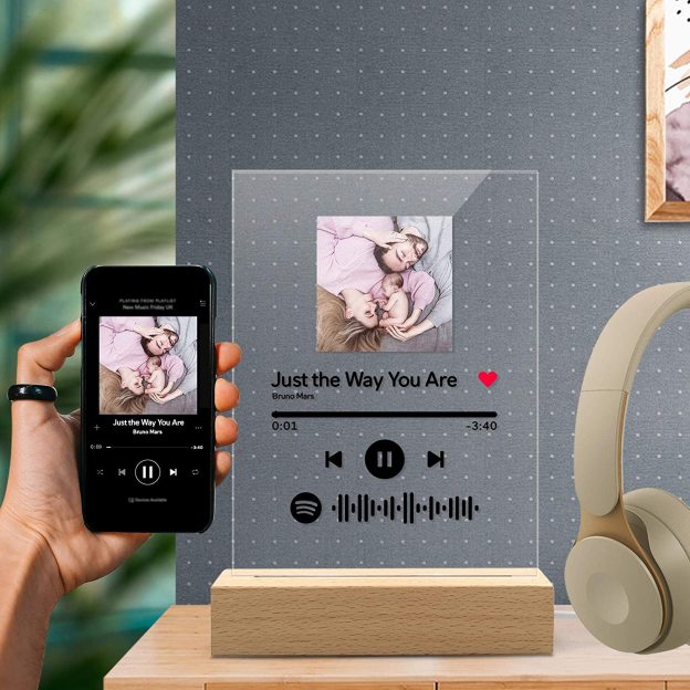 Mother's Day Gift Scannable Custom Spotify Code Lamp Acrylic Music Plaque Night Light Keychain-Engravingift