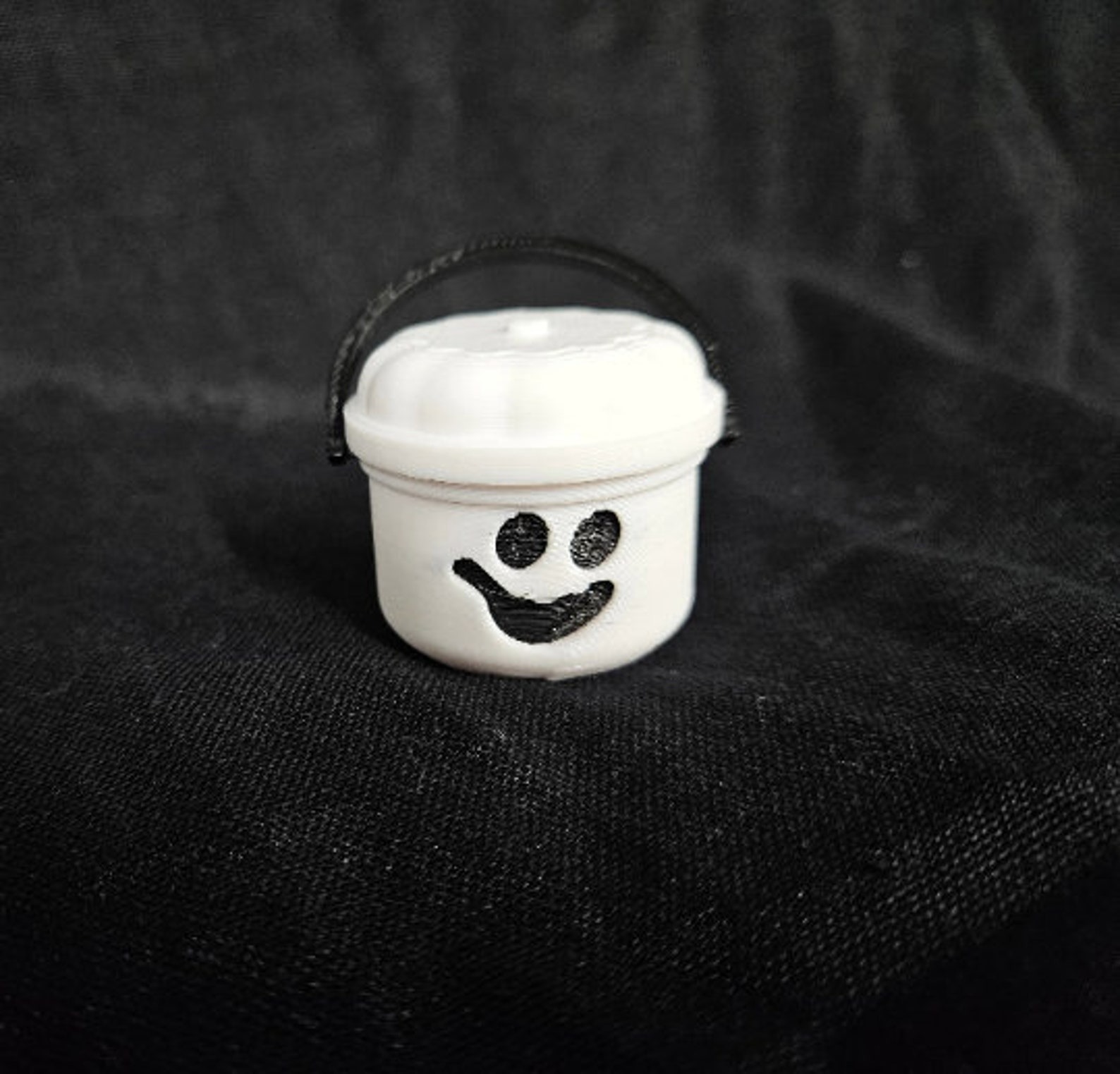 🎃Mini Halloween Nostalgia Bucket