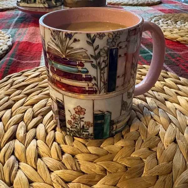 Floral Bookshelf Mug