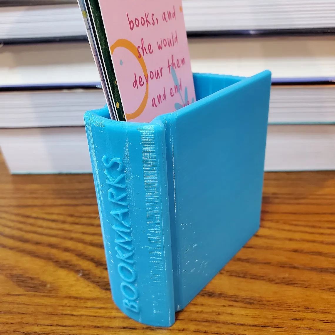 Book-Shaped+Bookmark+Holders+-+Remixed+by+jaymay22.