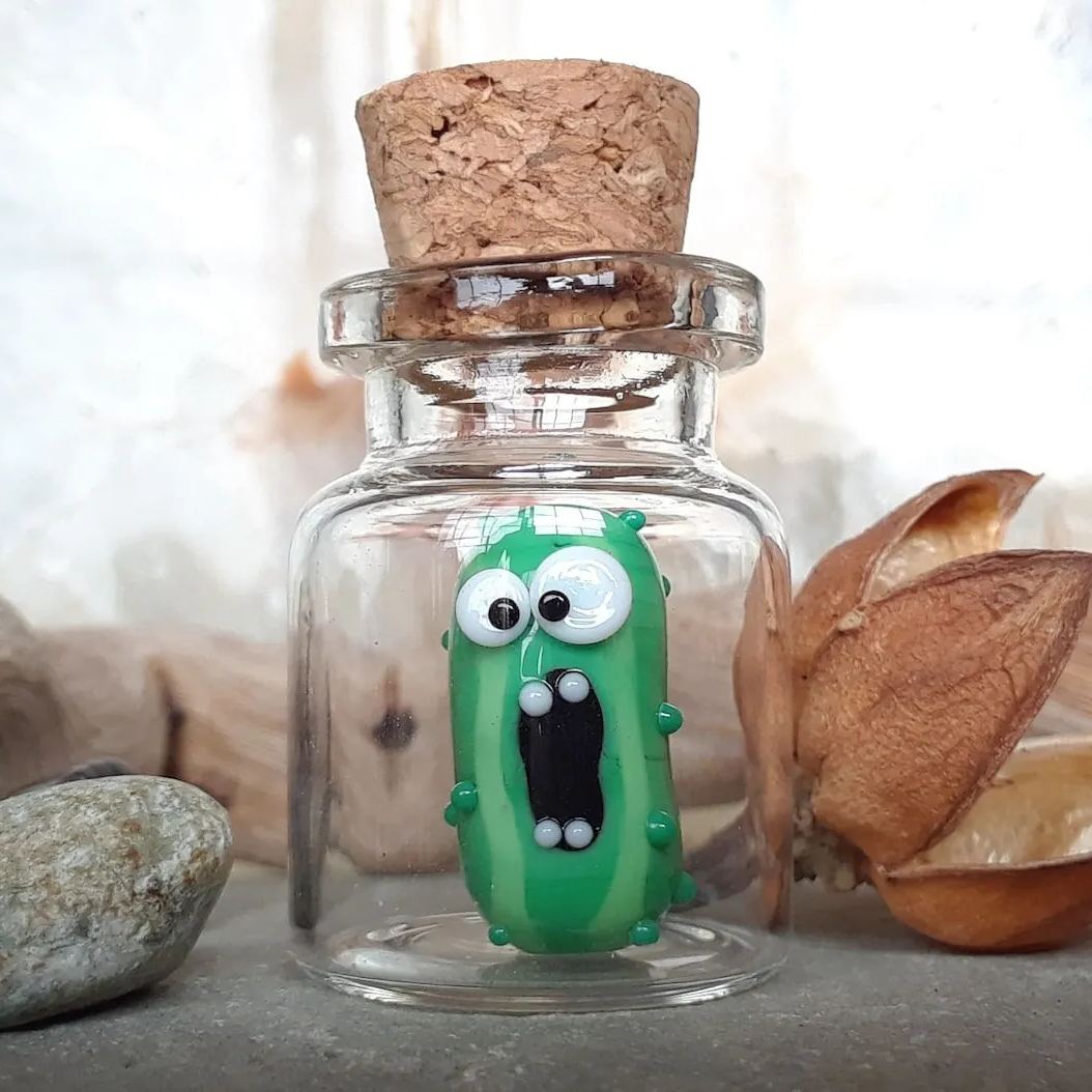 Funny Screaming Pickle in a Bottle