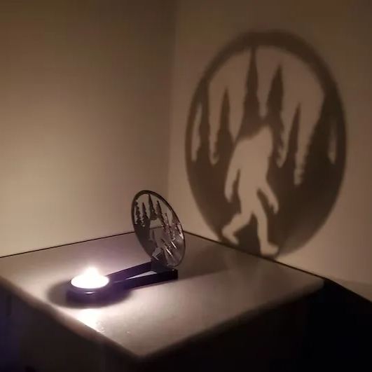 👻Spooktacular Halloween Shadow Decor