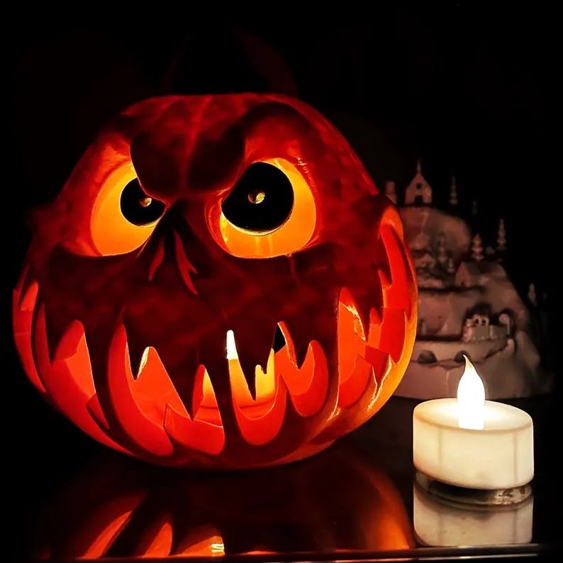 Scary Halloween Pumpkin Decor