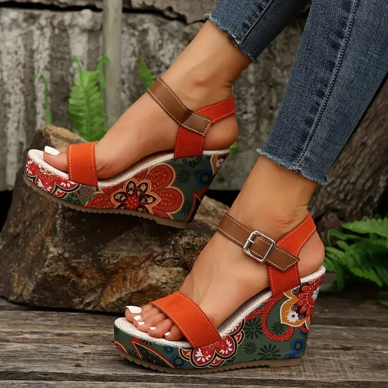 Women's printed sandals, colorful open-toed buckle heels, and stylish backless platform sandals