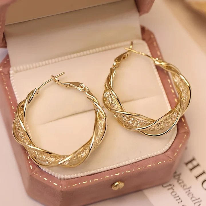 🔥 Sconto del 50% - - 🎁Orecchini intrecciati alla moda