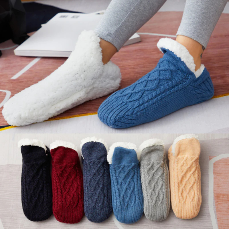 Eine neue Definition von Komfort, Mode beginnt an den Fußsohlen! Spüren Sie die Weichheit und Wärme der flauschigen V-förmigen Slipper und Socken