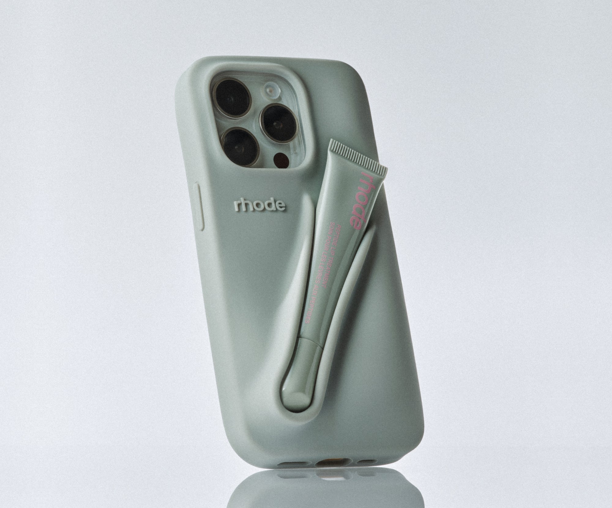 etui na usta Twoje niezbędne rzeczy w jednym miejscu Silikonowe etui bąbelkowe na telefon, które utrzymuje usta w dłoni. Nasz projekt jest jedwabisty, miękki w dotyku i ma pulchny tył, co ułatwia trzymanie. Kompatybilne z wybranymi modelami iPhone'a i Two