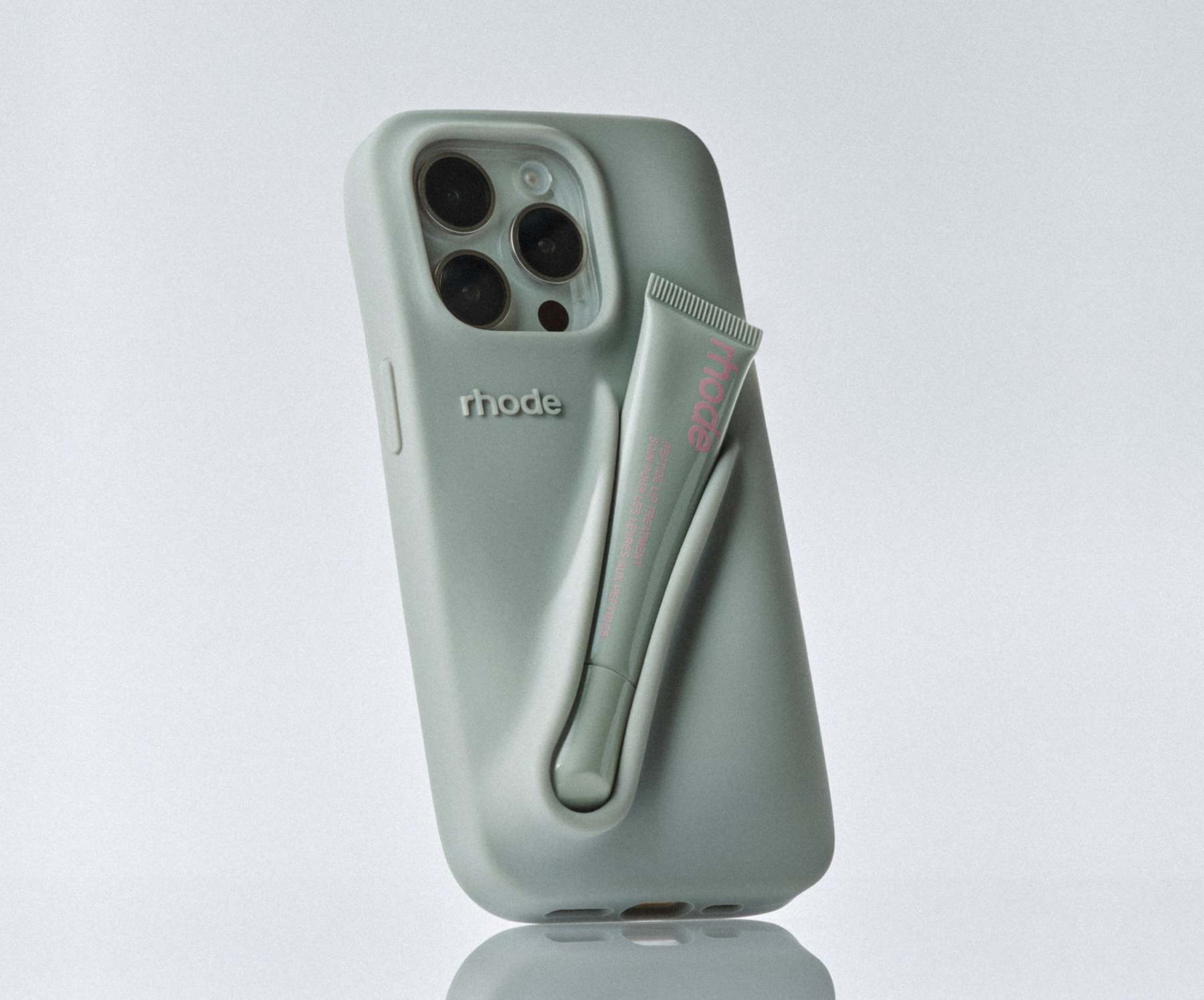 etui na usta Twoje niezbędne rzeczy w jednym miejscu Silikonowe etui bąbelkowe na telefon, które utrzymuje usta w dłoni. Nasz projekt jest jedwabisty, miękki w dotyku i ma pulchny tył, co ułatwia trzymanie. Kompatybilne z wybranymi modelami iPhone'a i Two
