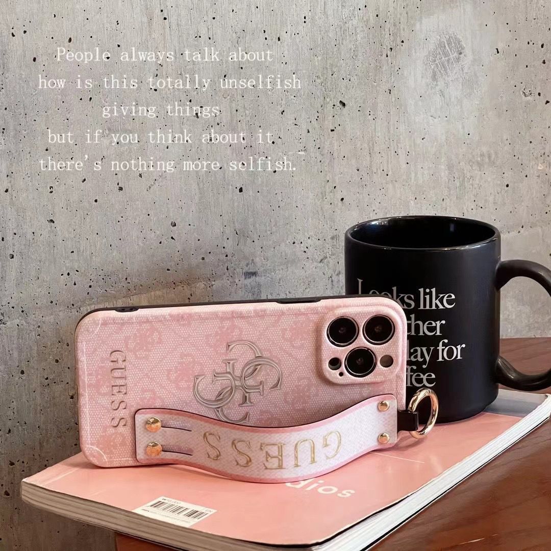 Θήκη iphone με ρετρό εμπριμέ σχέδιο GUESS