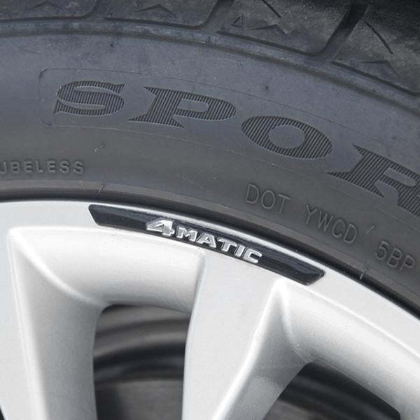 Adesivo de carro de metal com roda de personalidade 3D (4 peças)