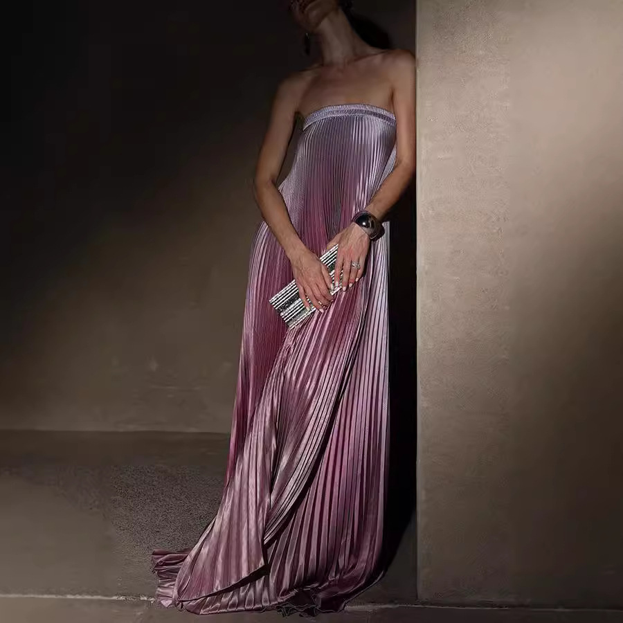 💐 Wiosenna sukienka wieczorowa plisowana bez ramiączek w ombre