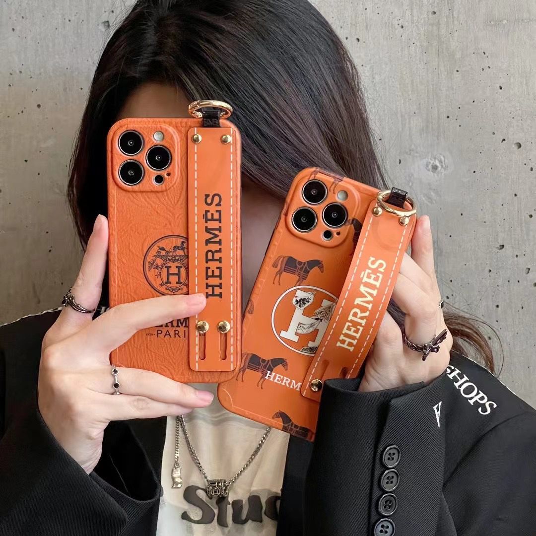 Etui na telefon Hermès z opaską na nadgarstek