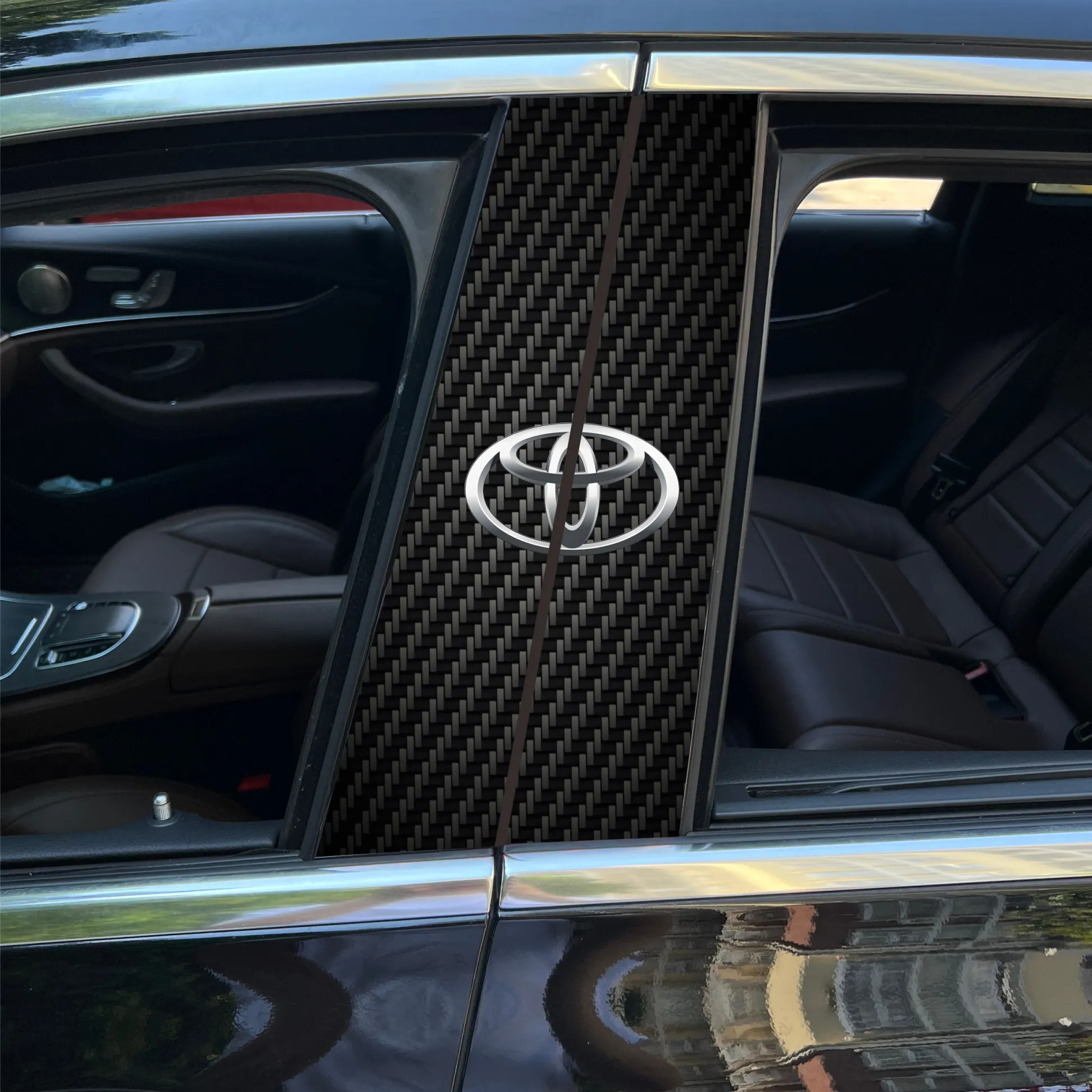  Naklejka na słupek środkowy samochodu z włókna węglowego (dostosowane logo samochodu)