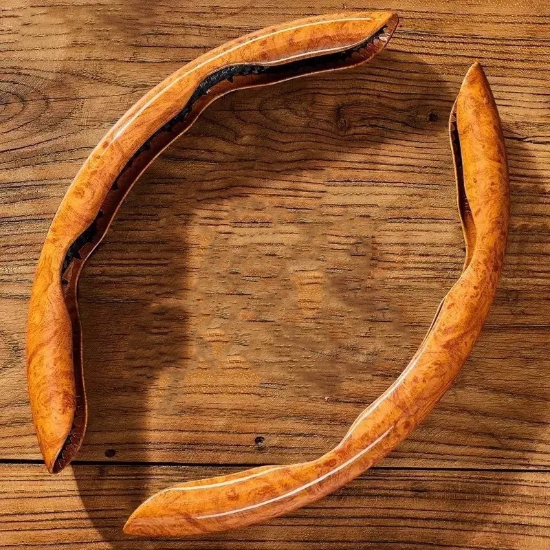 【2 sztuki】Antypoślizgowa osłona kierownicy samochodu z drewna słojowanego