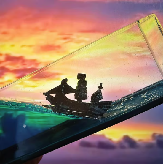 ⛴Αβύθιστος Τιτάνας και Μαύρο Μαργαριτάρι🌊