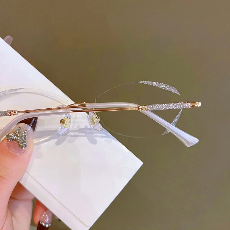 【Αγοράστε 1 και λάβετε 1 δωρεάν】ΓΥΑΛΙΑ ΠΡΕΣΒΥΩΠΙΑΣ ΓΥΝΑΙΚΕΙΑ ΑΝΤΙΜΠΛΕ ΦΩΤΟ ΔΙΑΜΑΝΤΙ