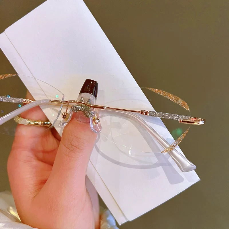 【Αγοράστε 1 και λάβετε 1 δωρεάν】ΓΥΑΛΙΑ ΠΡΕΣΒΥΩΠΙΑΣ ΓΥΝΑΙΚΕΙΑ ΑΝΤΙΜΠΛΕ ΦΩΤΟ ΔΙΑΜΑΝΤΙ