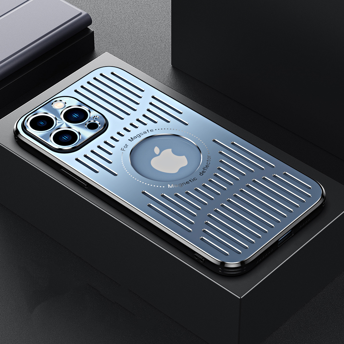Cooler metalic pentru iPhone și carcasă respirabilă