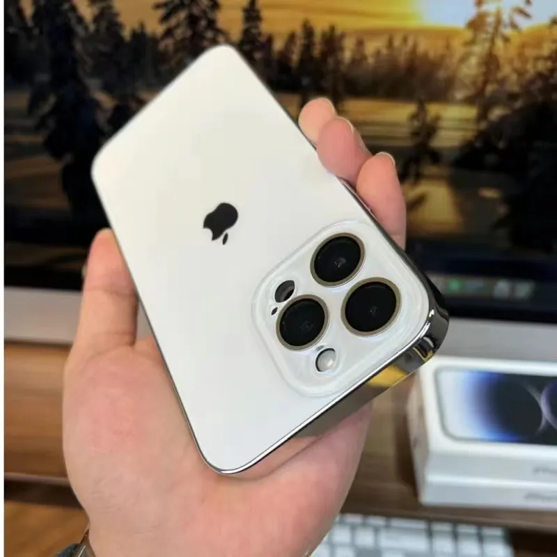 Husa de protectie MagSafe originala cu sticla securizata mata pentru iPhone