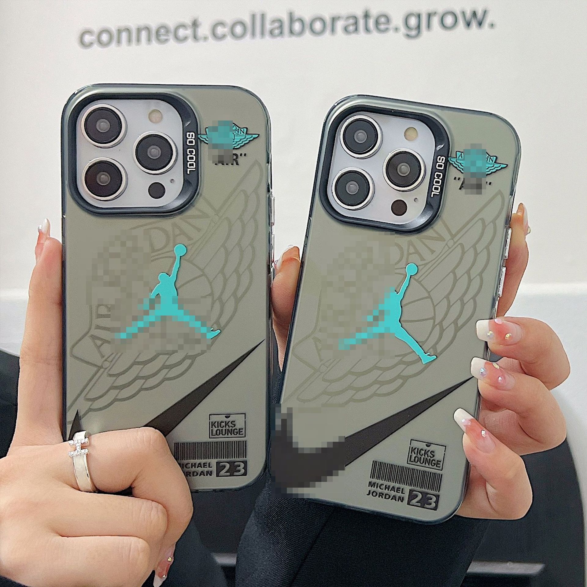 Husa iPhone in stil sport