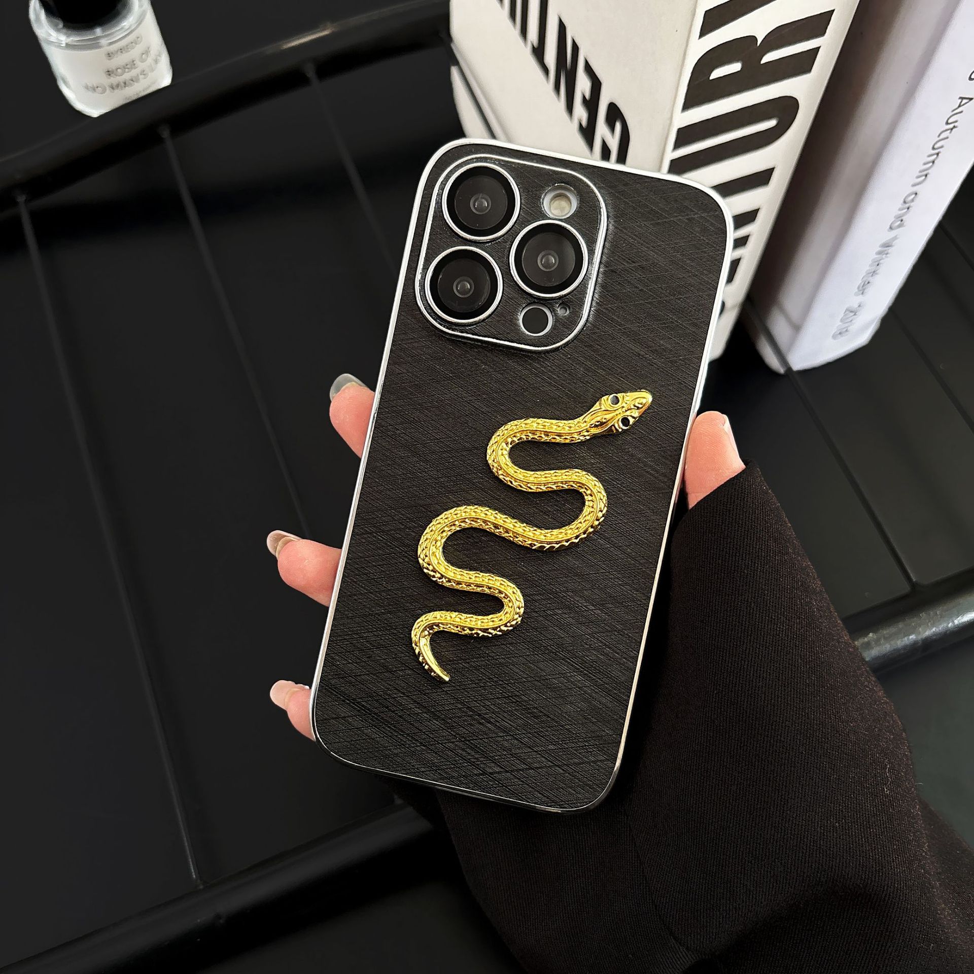 Επιχρυσωμένη θήκη κινητού φίδι από επιχρυσωμένη κατάλληλη για Apple 16promax