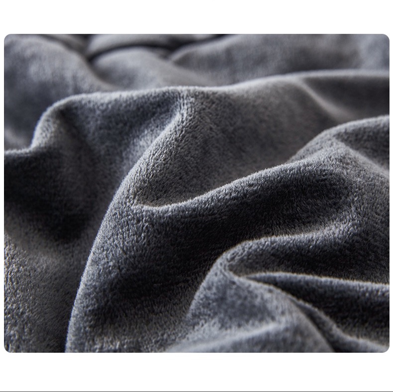 Две в едно: възглавница за кола + завивка