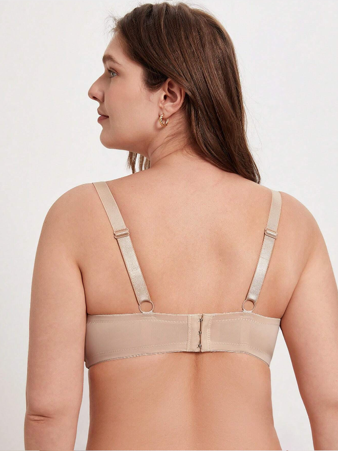 Triumph - (3 бр.) голям размер дантелен сутиен