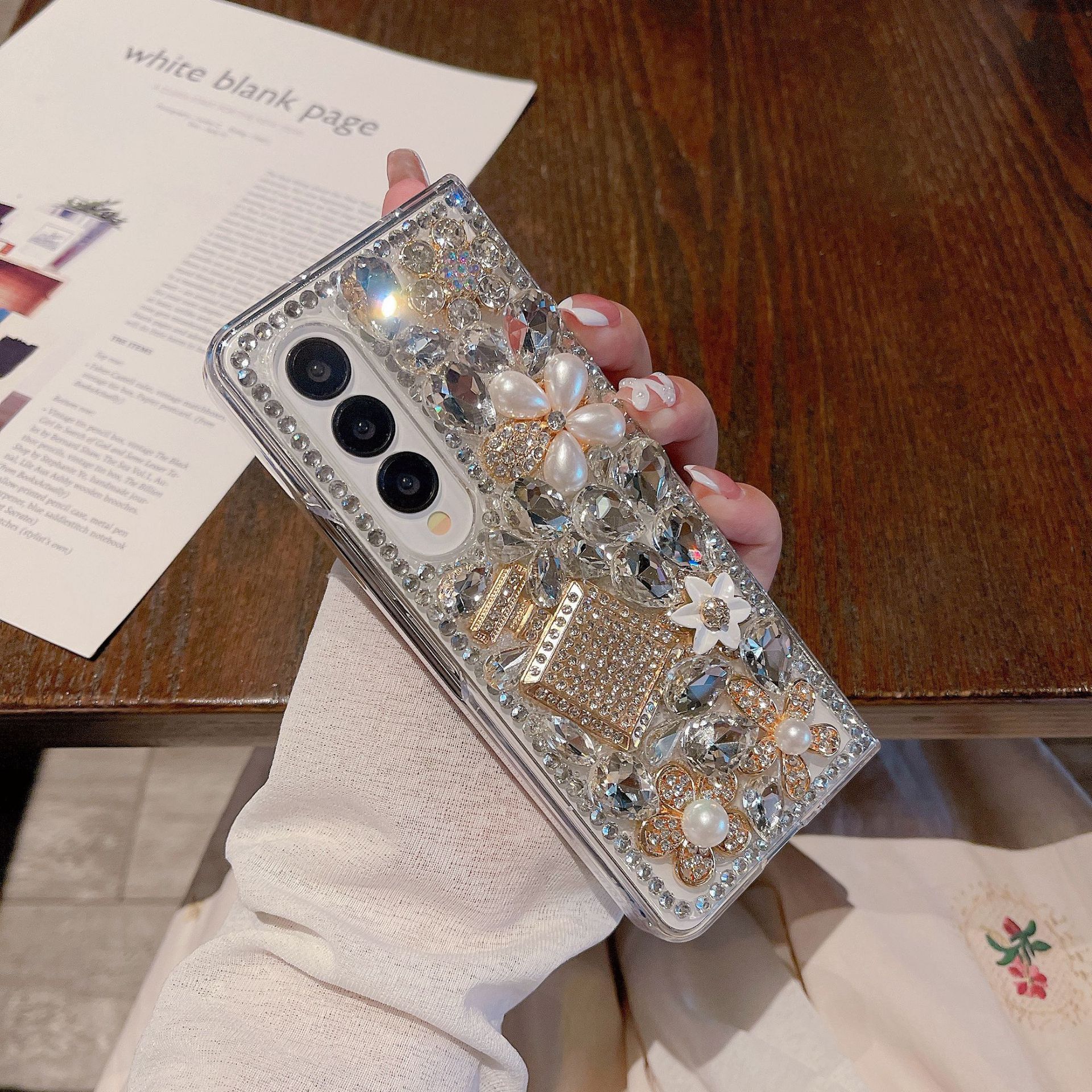 Πολυτελής θήκη τηλεφώνου με πλήρη διαμάντια, αδιάβροχη