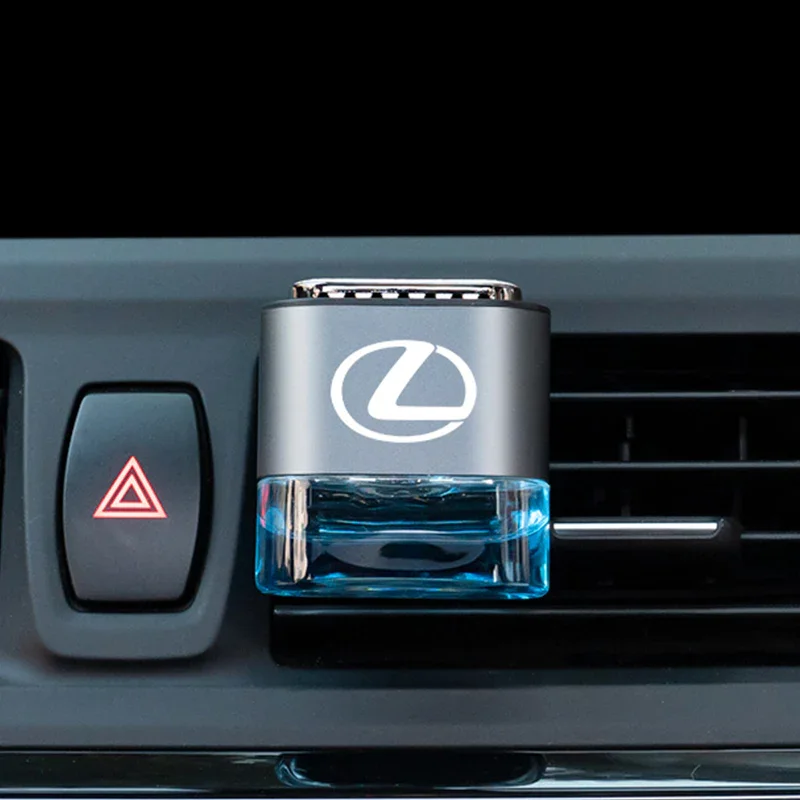 Ароматният дифузьор на изхода за въздух на автомобила може автоматично да добавя течност и да разширява аромата