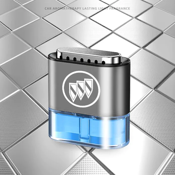 Ароматният дифузьор на изхода за въздух на автомобила може автоматично да добавя течност и да разширява аромата