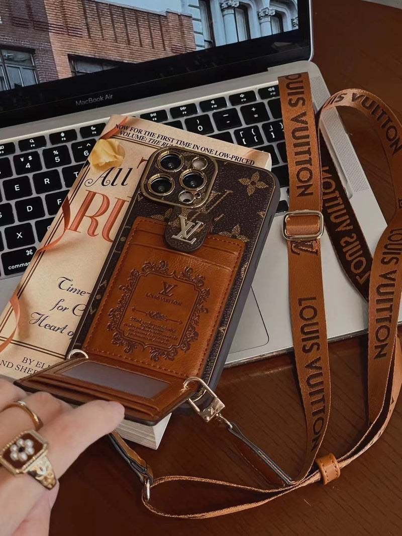 Калъф за iPhone с монограм с държач за карти и презрамка