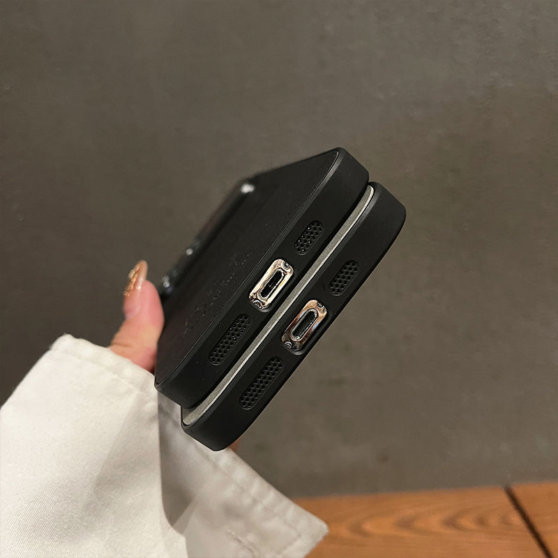 🌬 Θήκη iPhone με πουπουλένιο μπουφάν. 🔥Ζεσταίνεις το χέρι σου ενάντια στον χειμώνα! 🥰 Πάνω από 30% ΕΚΠΤΩΣΗ, Δωρεάν αποστολή τώρα.