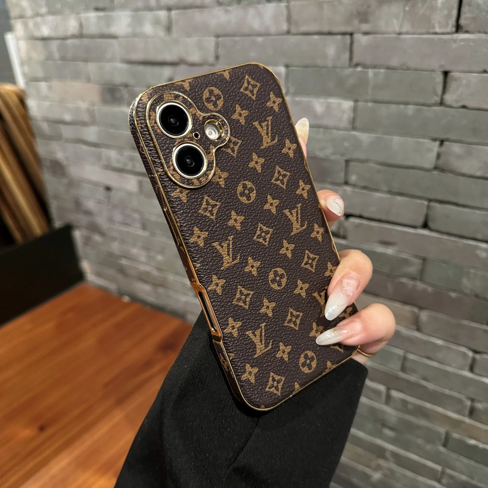 Θήκη iPhone LV 2.0 πολυτελείας