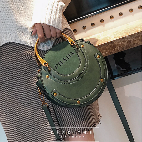 Μοντέρνα τσάντα χιαστί PRADA 2025