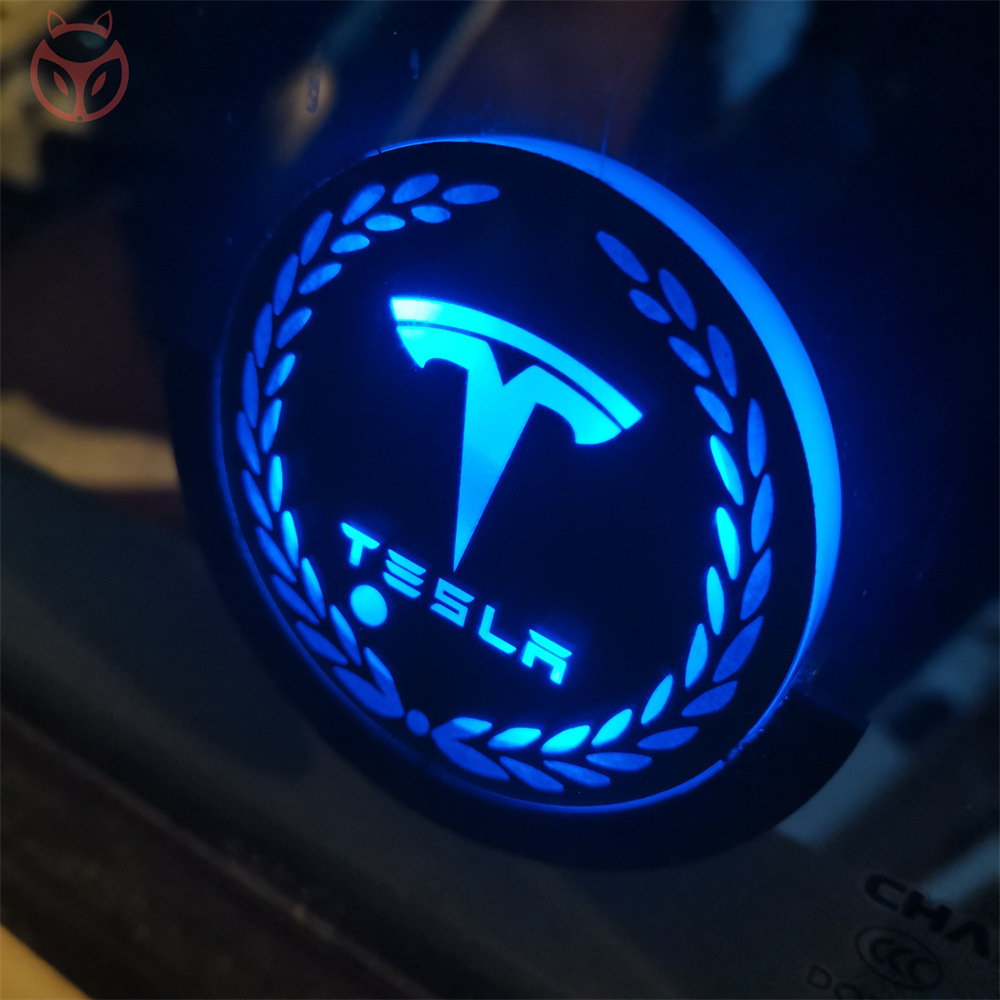 Επαναφορτιζόμενο λογότυπο αυτοκινήτου LED – εφέ νέον φωτός