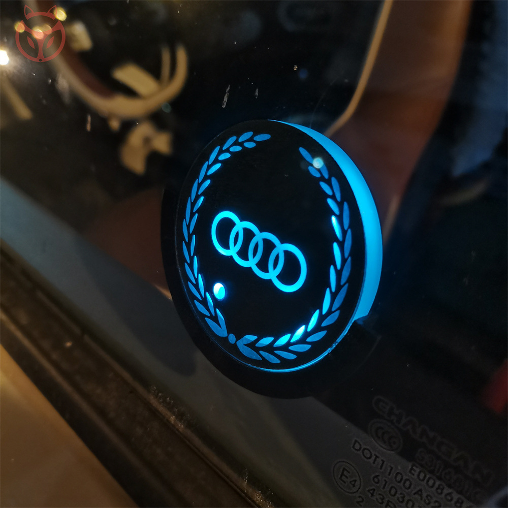 Επαναφορτιζόμενο λογότυπο αυτοκινήτου LED – εφέ νέον φωτός