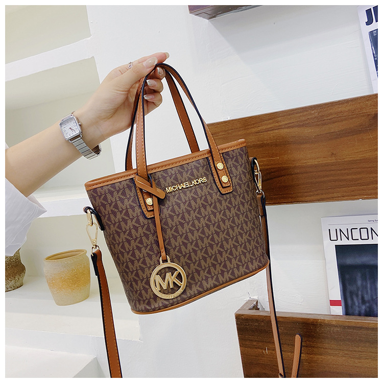 [MK®]💗💃👜MK 2023😍Νέα φορητή μικρή τσάντα με κάδο Μόδα Χαριτωμένη καθημερινή τσάντα ώμου για γυναίκες