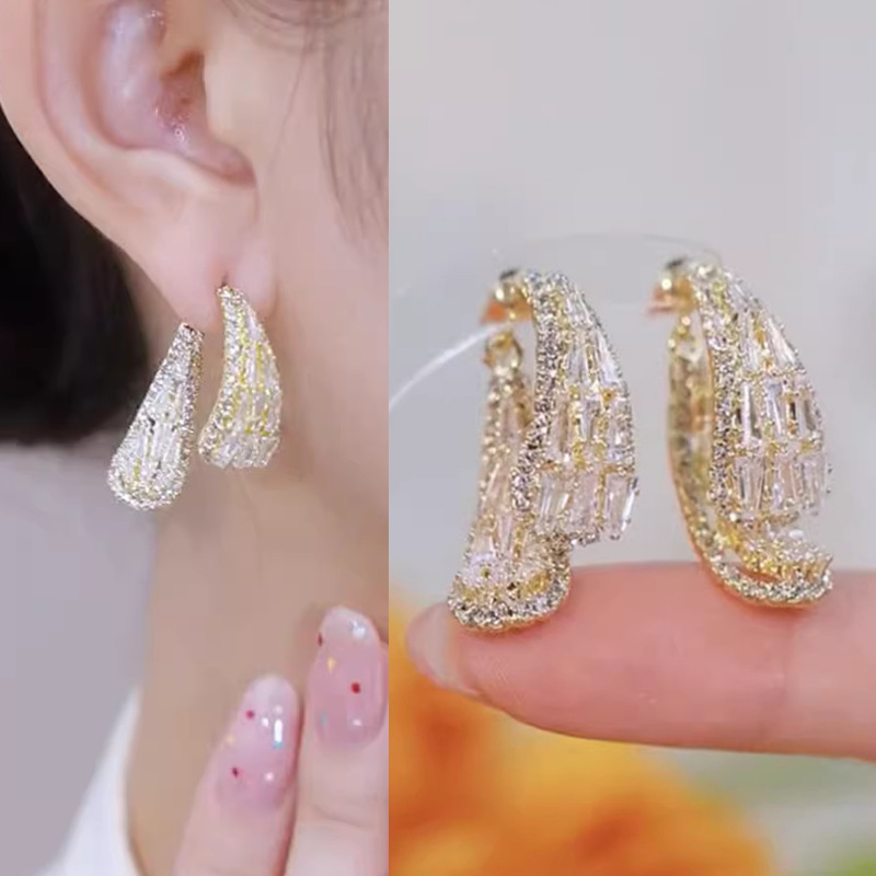 🌟Πέτρινα Σκουλαρίκια Φούντα🌟Προσφορά περιορισμένου χρόνου