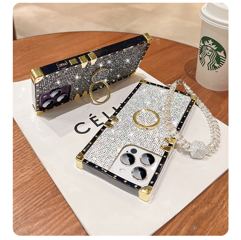 Ενημερώστε το παιχνίδι iPhone σας! 📱✨ Δωρεάν αποστολή σήμερα στην απόλυτη αθλητική βαλίτσα. Πάρε το δικό σου τώρα!