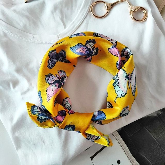 Retro Head Neck Silk Scarf Women Luxury Print Small Scarves Female Flower Stripe Wave Point Headscarf Beach Sunscreen Scarf