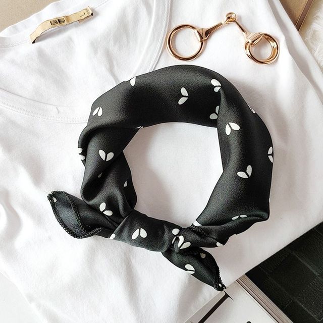 Retro Head Neck Silk Scarf Women Luxury Print Small Scarves Female Flower Stripe Wave Point Headscarf Beach Sunscreen Scarf