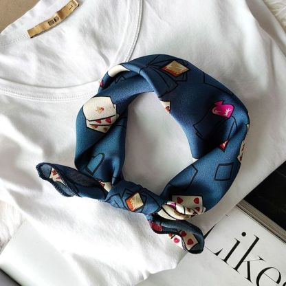 Retro Head Neck Silk Scarf Women Luxury Print Small Scarves Female Flower Stripe Wave Point Headscarf Beach Sunscreen Scarf