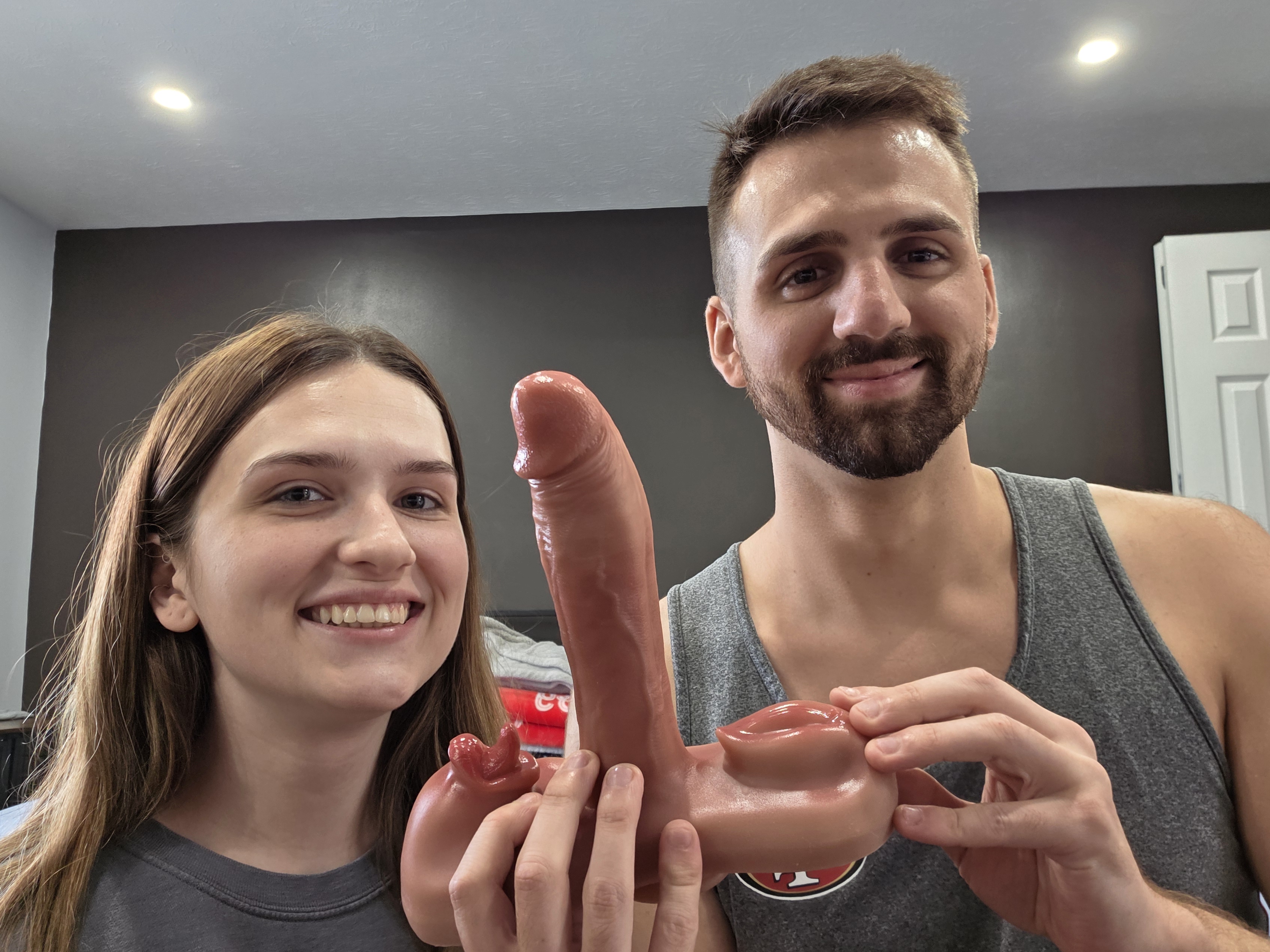 Luniva Finger-Like Design