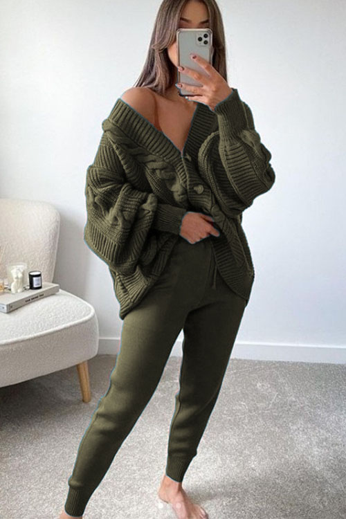 Kathiadress  Fashionable V-neck solid color sweater suit