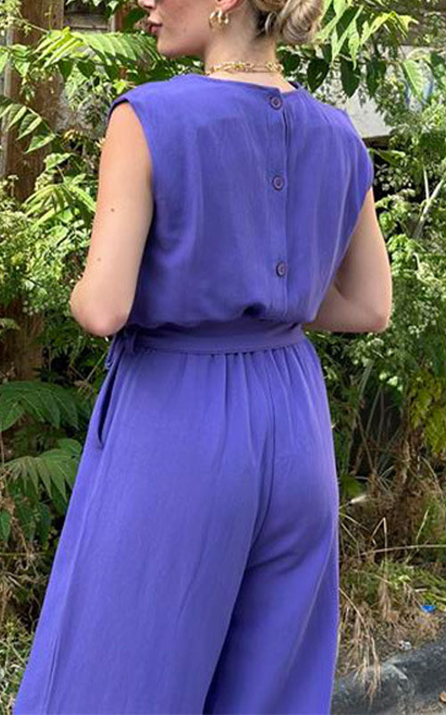 Nonnadress Loose Sleeveless Waist-tied Wide Leg Jumpsuit