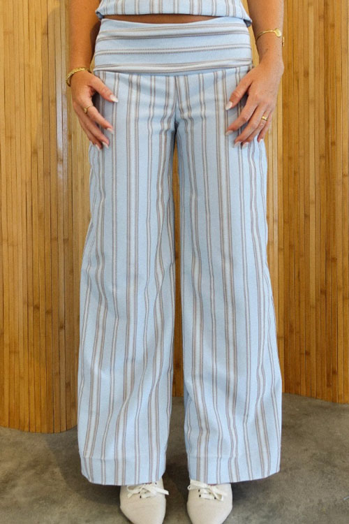 Nonnadress Striped halter neck top + casual wide-leg pants set