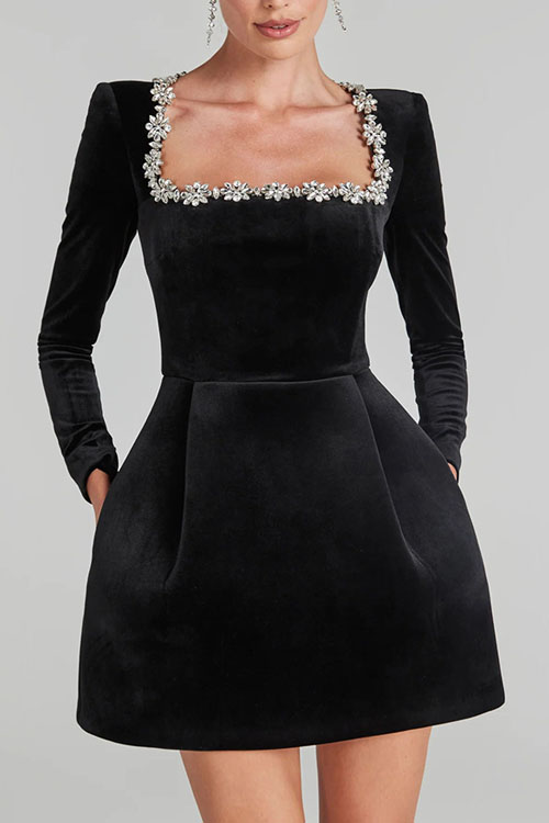 Nonnadress Elegant square neck diamond short velvet dress